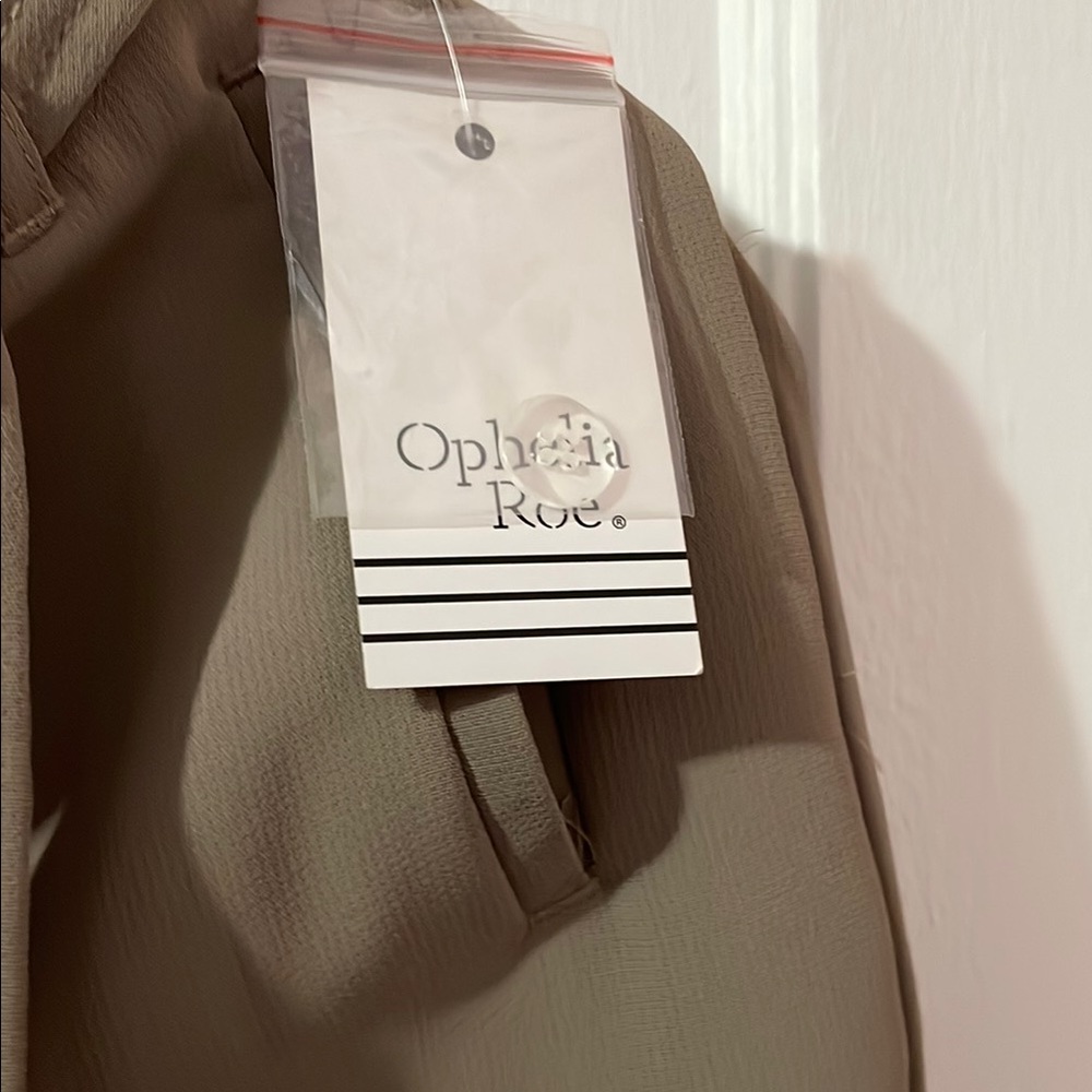 Ophelia & Co. Women's Cropped Pants - Tan new with tags